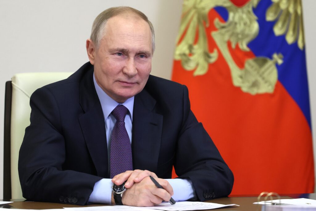 Putin podpísal zákon rozširujúci obmedzenia LGBT propagandy