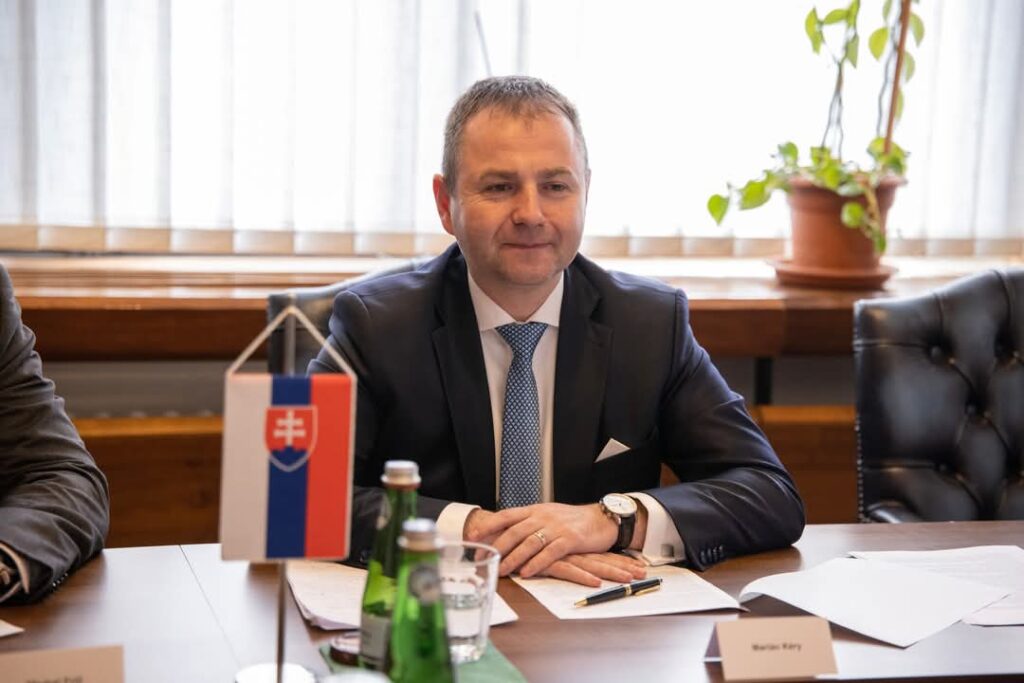 Poslanec Kéry: Pravda je však taká, že klame opozícia s niektorými médiami, na čele s Denníkom N a Sme