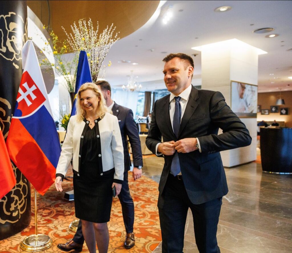 Tomáš Taraba ohlásil modernizáciu športovej haly v Dubnici, mesto ušetrí desiatky percent na energiách