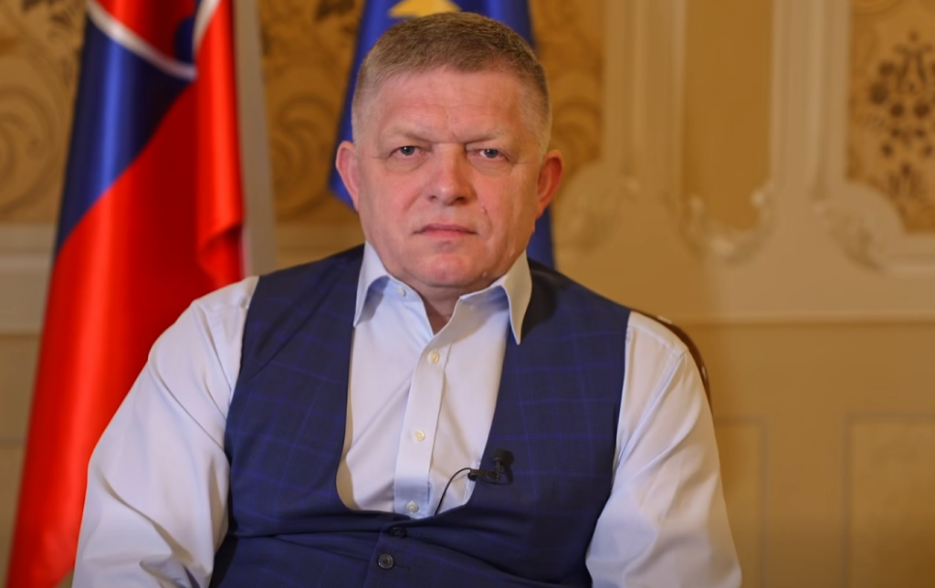Fico bije na poplach: Svet sa rozpadá, Slovensko musí držať spolu