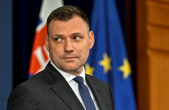 Taraba v Infovojne: SNS na jeho prihlášku nereaguje, ponuka od Smeru neprišla