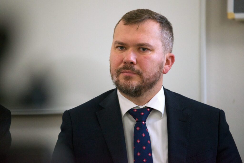 Karas: Víťazstvo AfD v Sasku-Anhaltsku je výkričníkom pre tradičné strany v Európe
