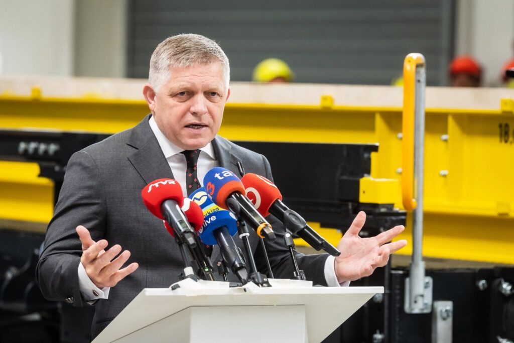 Premiér Fico po volebnom úspechu AfD: Výsledok treba rešpektovať, Nemecko nerobí malé chyby