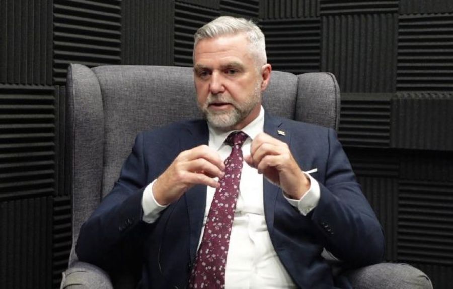 T. Gašpar riadne ostro politikom hnutia Slovensko, ktoré šéfovalo minulej vláde: Rozdávali ste, ožobračovali ste, prejedali ste, kradli ste, zbíjali ste, rabovali ste!