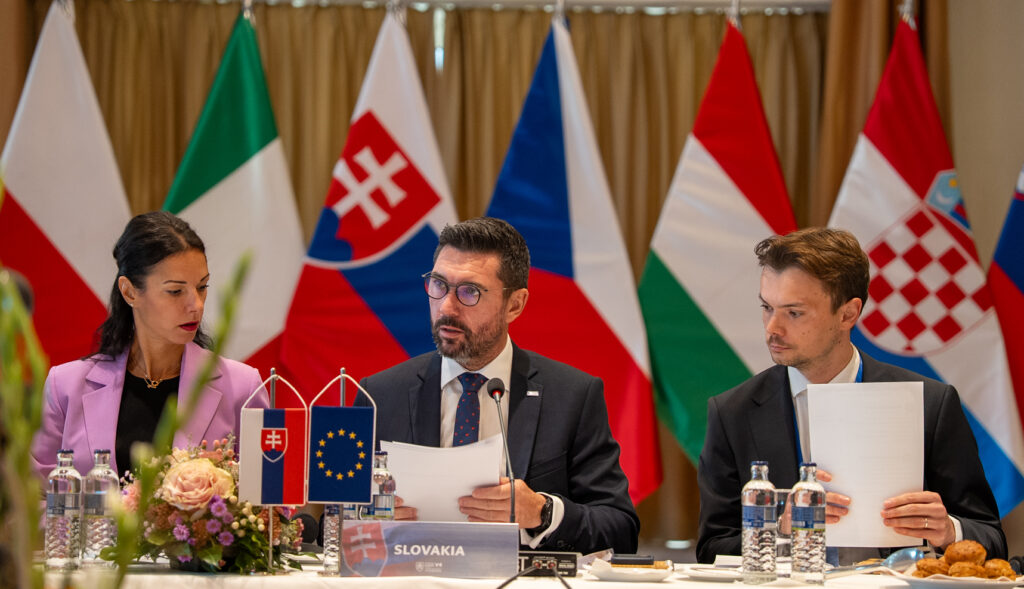 Takáč na stretnutí krajín rozšírenej V4: Chceme spravodlivé podmienky pre európskych poľnohospodárov a potravinovú bezpečnosť pre občanov EÚ