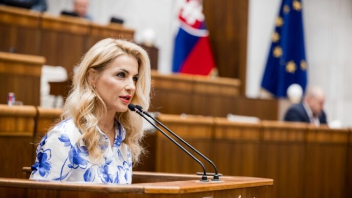 Šimkovičová vysvetľuje dotácie pre Pride a festival Inakosti. Avizuje zmenu pravidiel