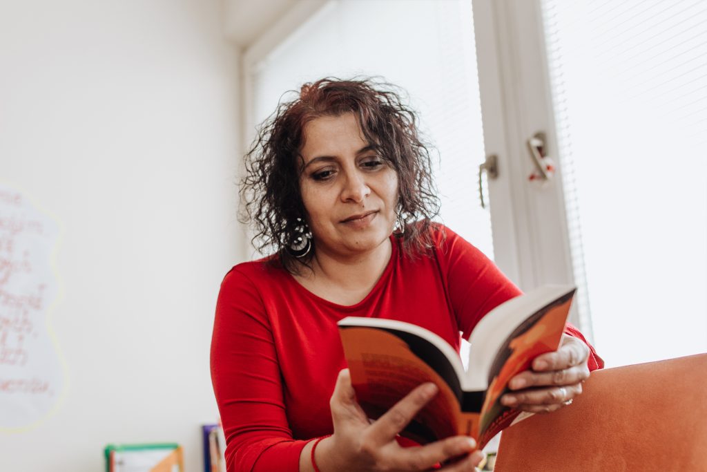 Kandidátkou liberálnych mimovládok za komisárku pre deti je Janette Motlová, autorka autobiografie Cigánka