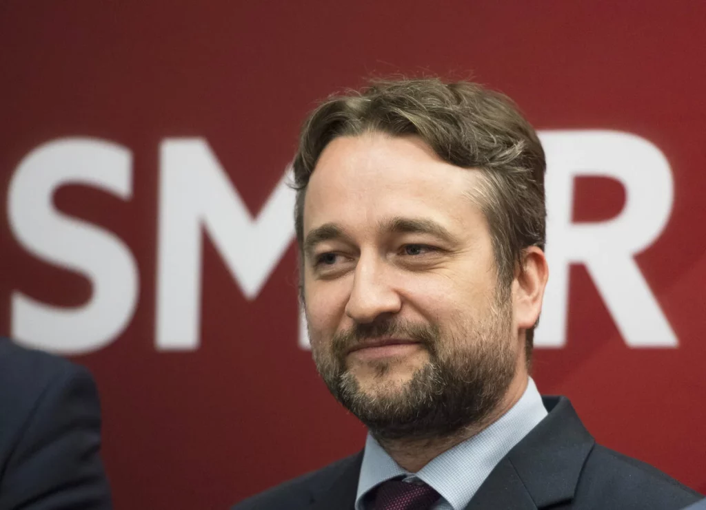 Blaha prekáža. Členovia Ústavu politických vied SAV sa dištancovali od jeho výrokov