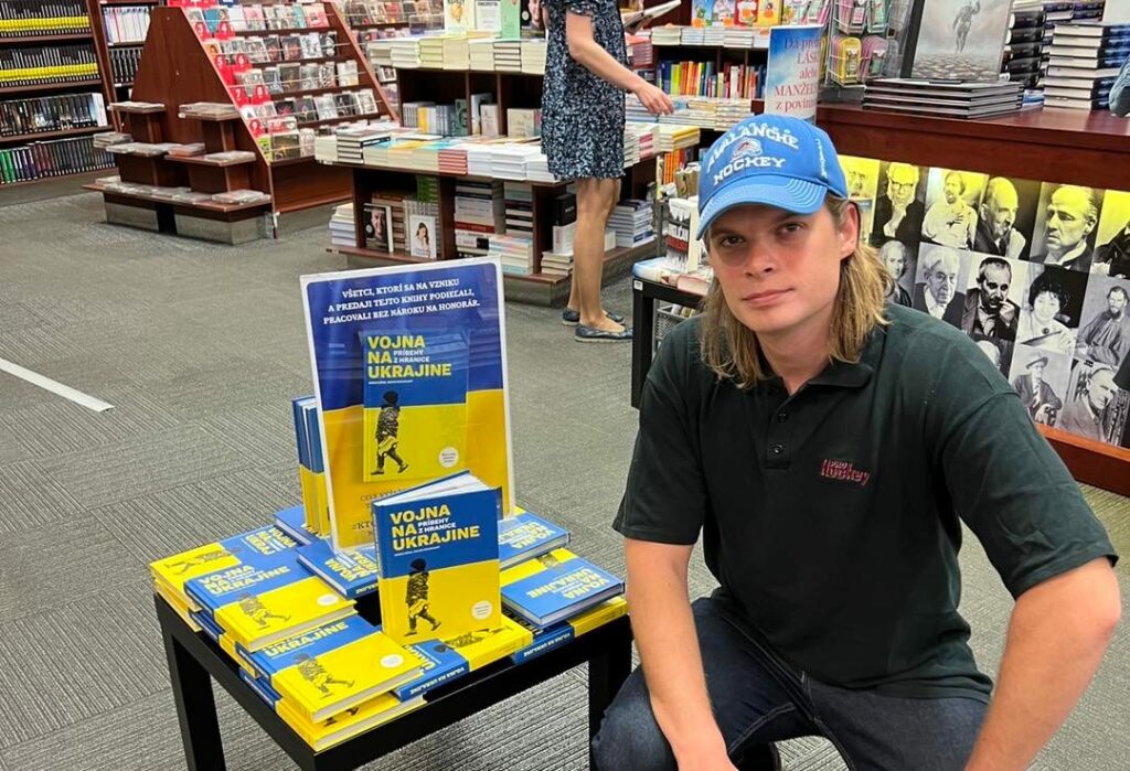 Admin policajného facebooku v panike. 31 percent Slovákov viní za boje na Ukrajine NATO