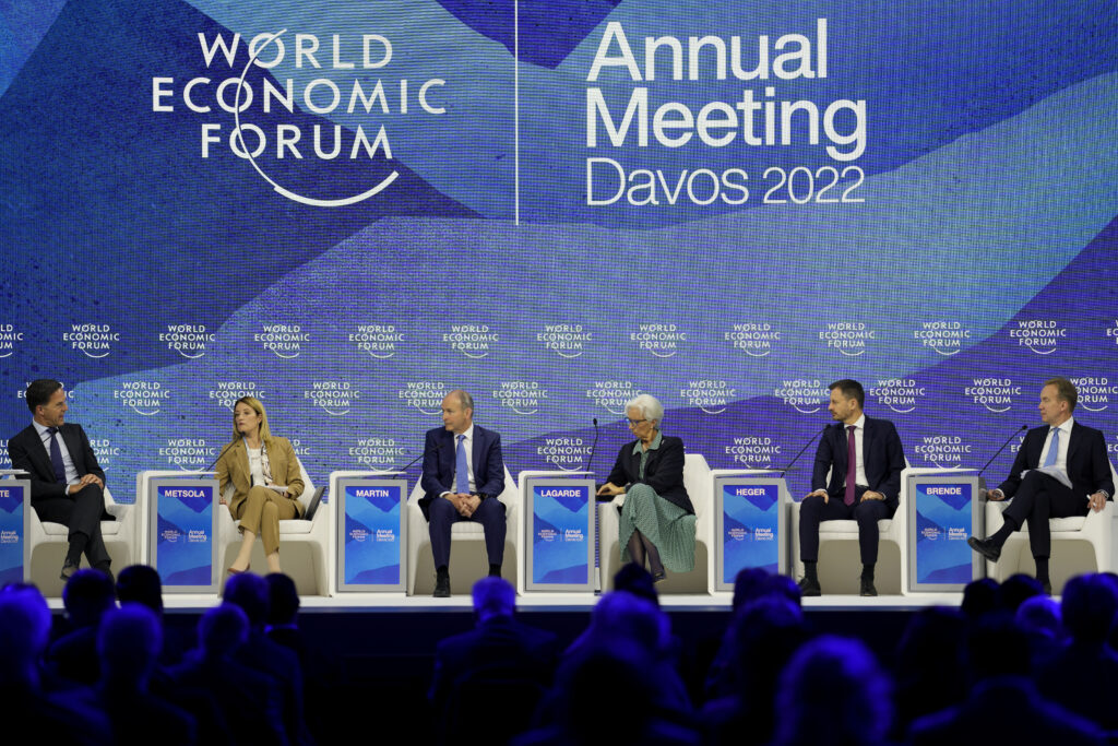 Po Ukrajine je na rade Slovensko, straší Heger z Davosu. Spochybňuje tak účel členstva v NATO