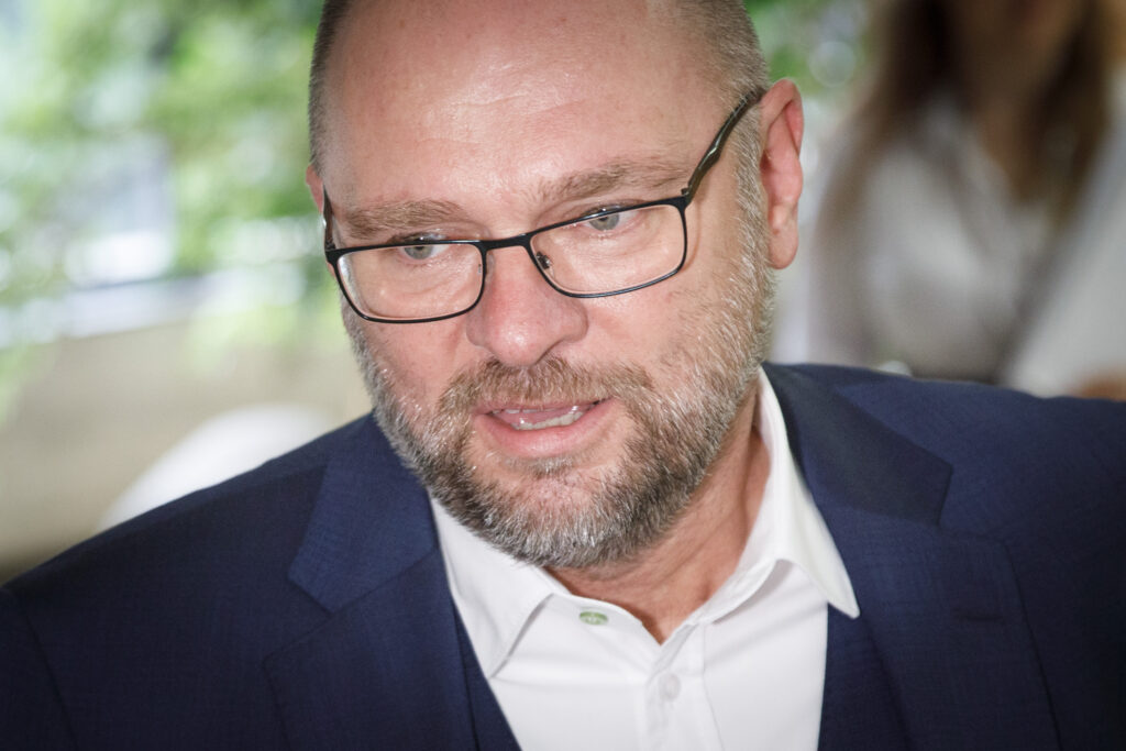 Sulík chystá návrat, SaS zahlasuje za odvolanie Matoviča, ak s návrhom príde iná strana