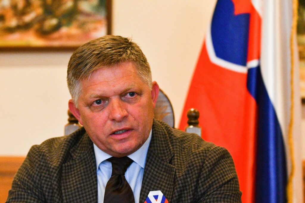 Fico považuje správu EÚ o stave právneho štátu na Slovensku za diletantskú a klamlivú