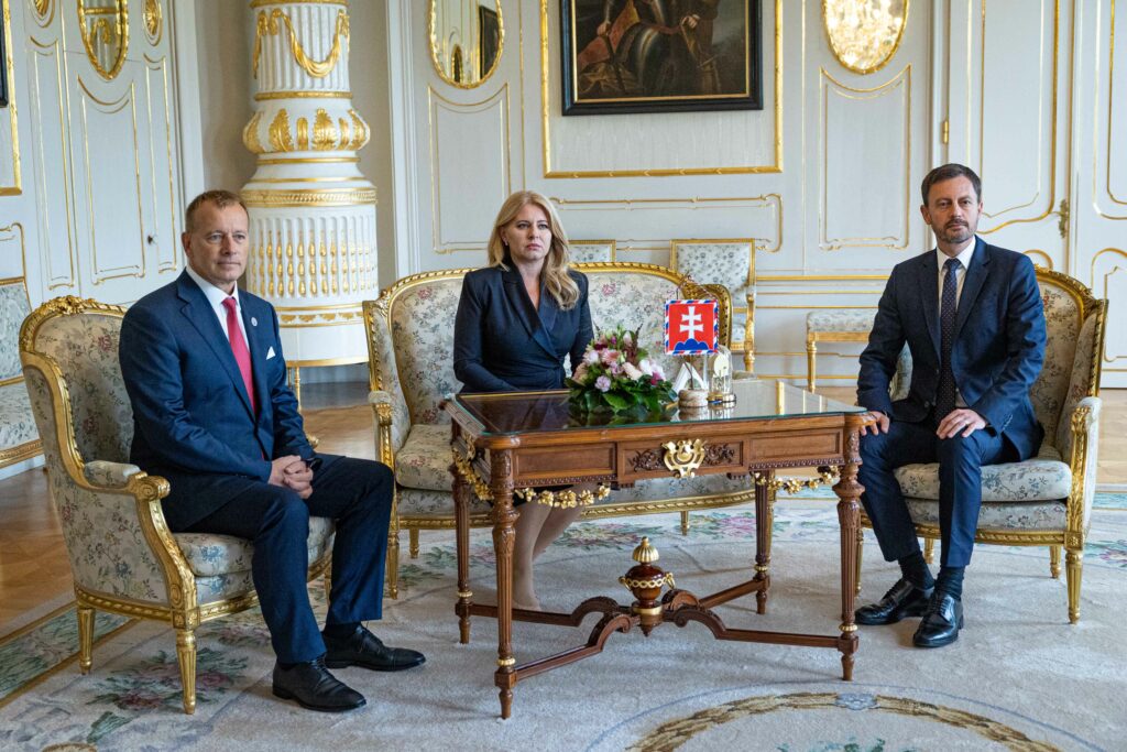 Čaputová chce poznať mená nových ministrov, uviedla po stretnutí s Kollárom a Hegerom