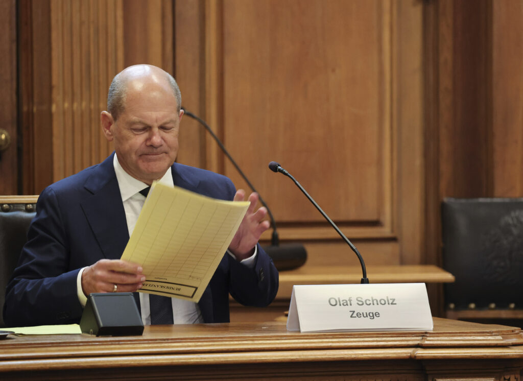 Megakauza v Nemecku. Kancelár Scholz vypovedá o obrovskom daňovom podvode