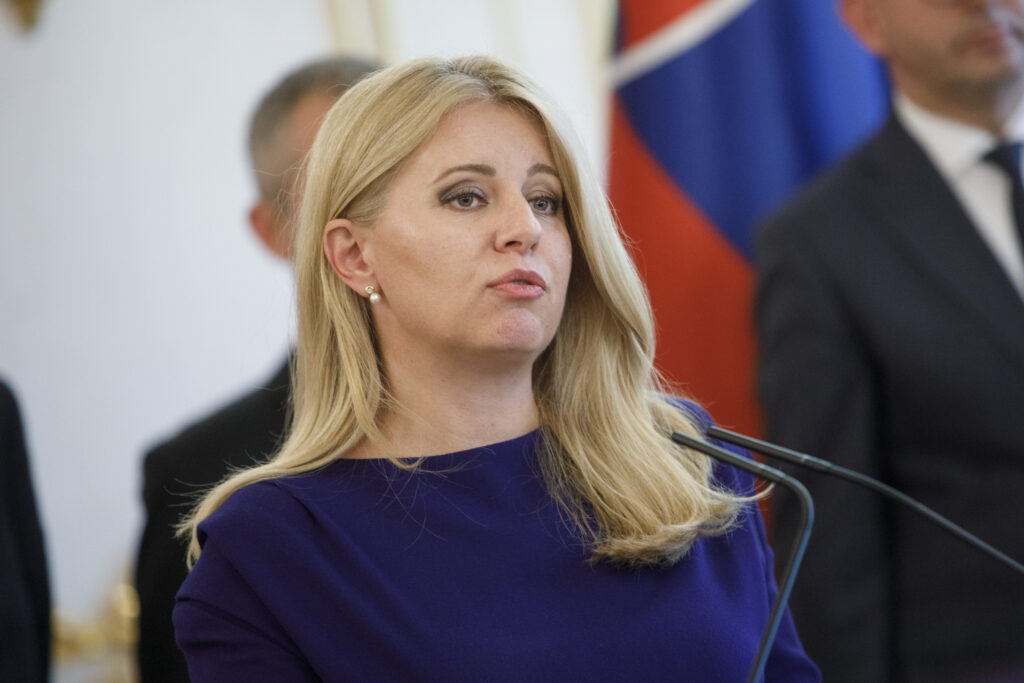 Čaputová posiela prvú referendovú otázku na posúdenie Ústavnému súdu SR