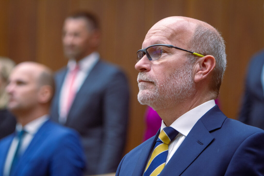 Káčer: Ruská agresia dokazuje nebezpečnosť závislosti od nedemokratických režimov