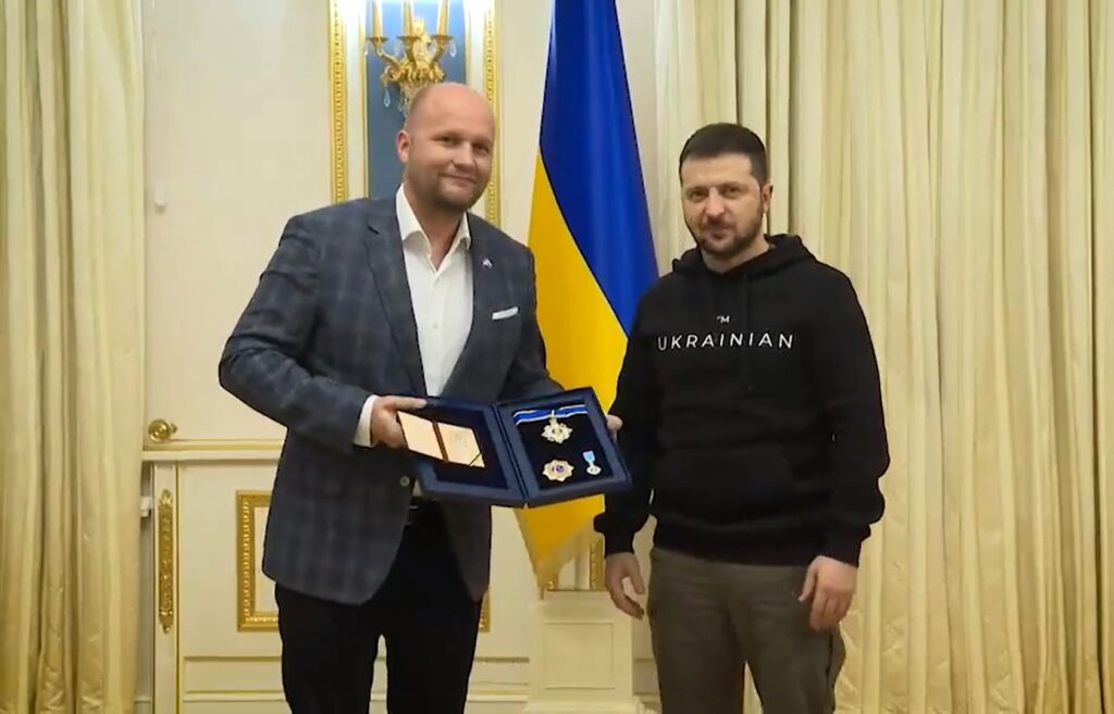 Volodymyr Zelenskyj vyznamenal Jaroslava Naďa Rádom Jaroslava Múdreho
