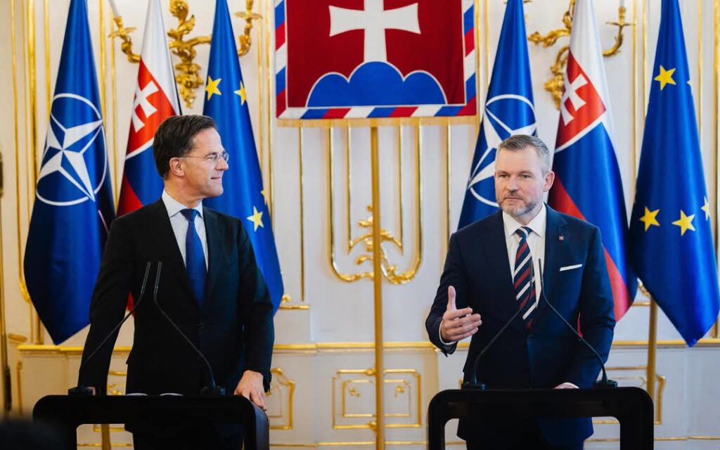 Generálny tajomník NATO Rutte na Slovensku – s prezidentom diskutovali aj o navyšovaní výdavkov na obranu