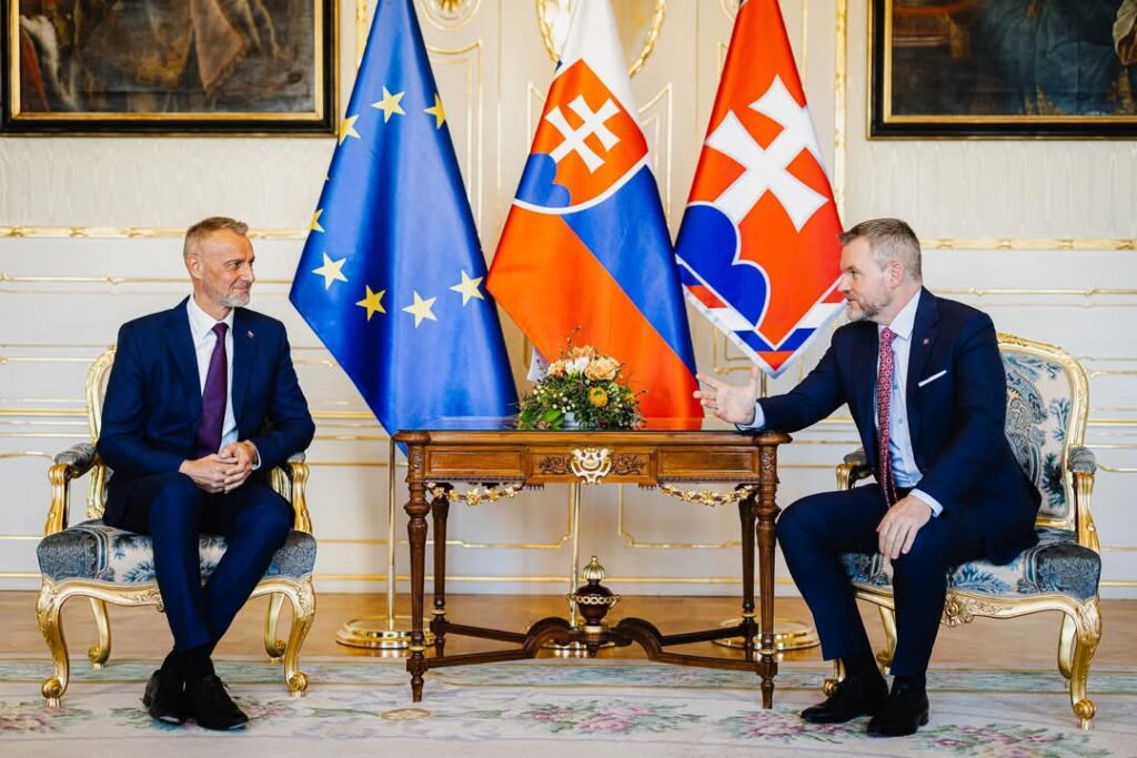 Diskutovali sme o spolupráci medzi Národnou radou SR a prezidentským úradom, uviedol Raši po stretnutí s prezidentom SR