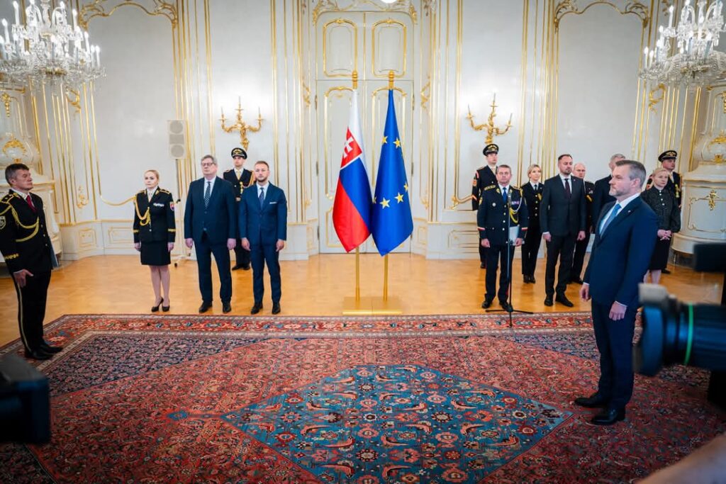 Na Slovensku máme troch nových generálov