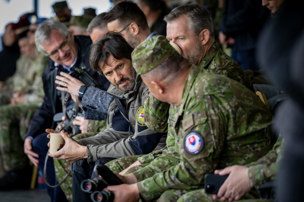 Nahradí súčasná vláda straty našich obranných systémov?