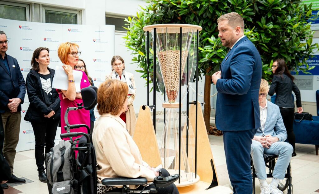 Kamil Šaško: Lieky na Slovensku majú premrštenú cenu vďaka nevýhodným zmluvám.