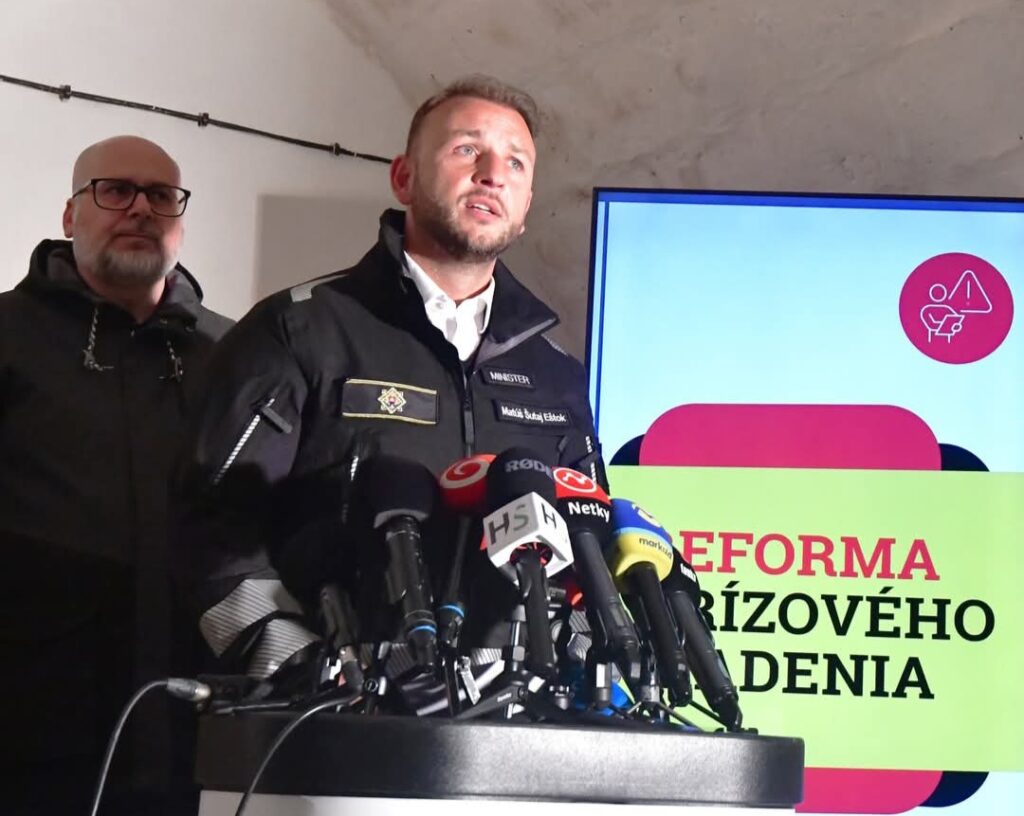 Slovensko potrebuje silný a moderný systém krízového riadenia, zdôraznil Matúš Šutaj Eštok