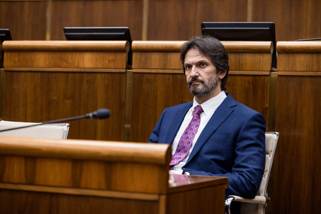 Parlament schválil vznik Žandárskeho zboru, zmeny nastanú aj v aktívnych zálohách
