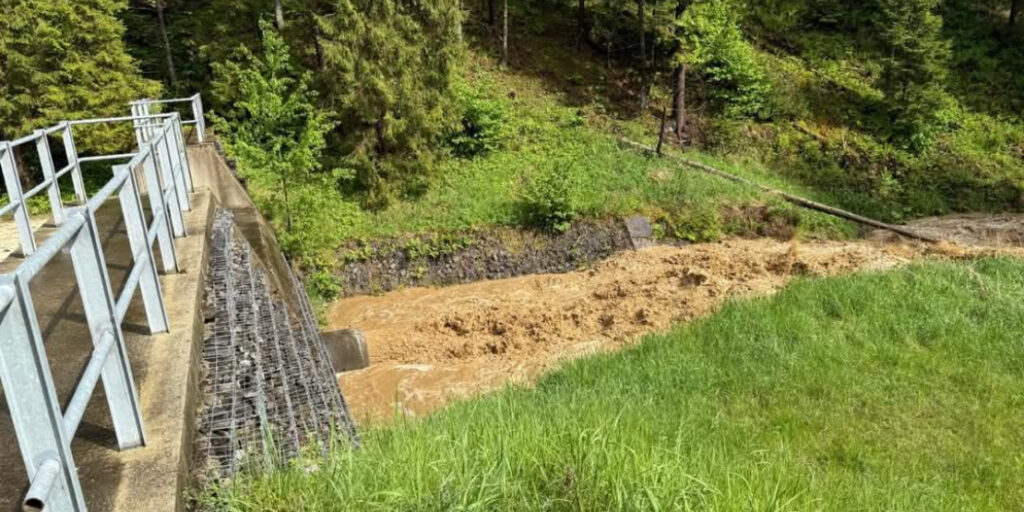 Bleskové povodne v Levočských vrchoch zvládnuté vďaka poldrom vojenských lesov