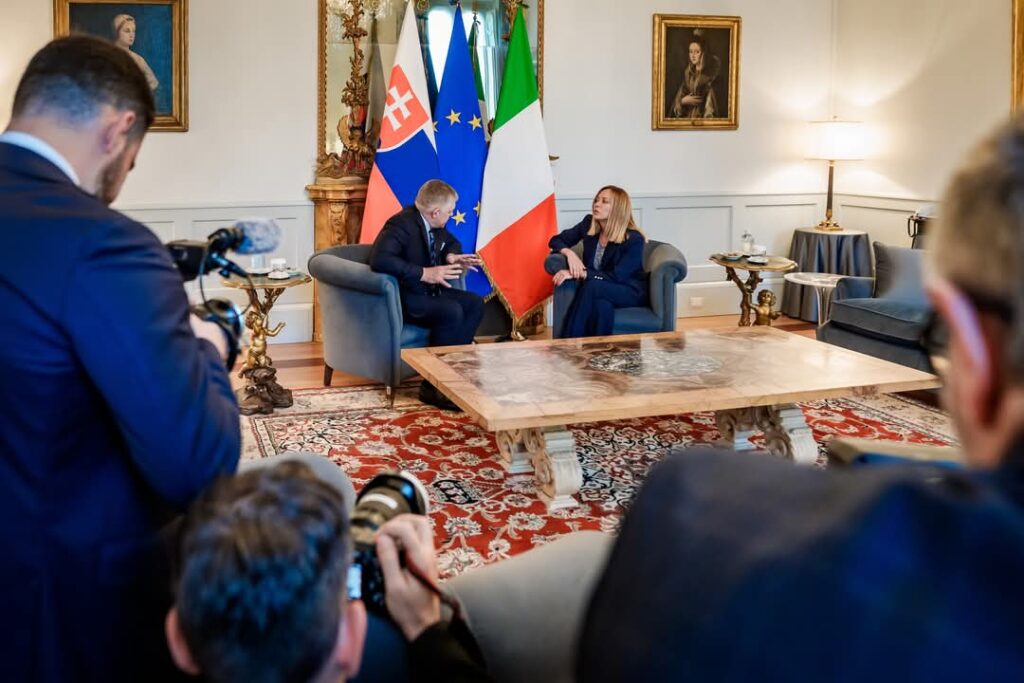 Robert Fico rokoval s talianskou premiérkou Meloniovou