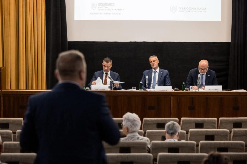 Návrh zákona o lobingu vzíde zo širokej diskusie