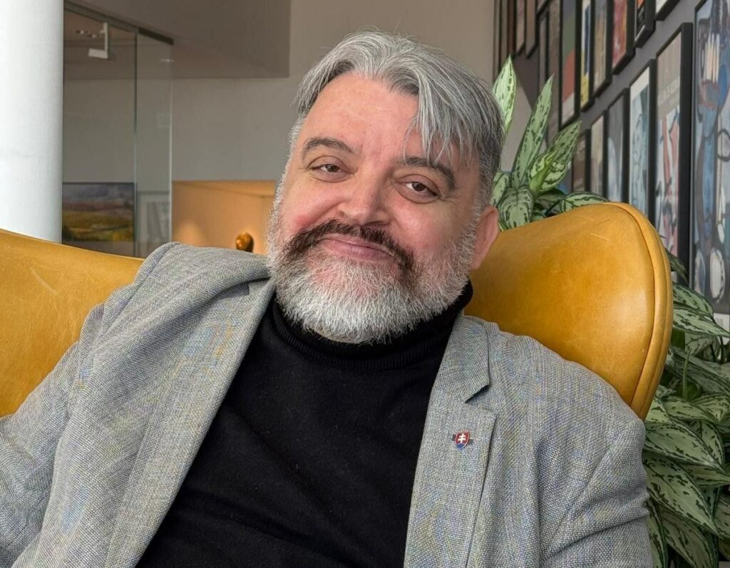 Eduard Chmelár: Prečo Maďarsko nevetovalo prijatie 18. balíka sankcií proti Rusku?