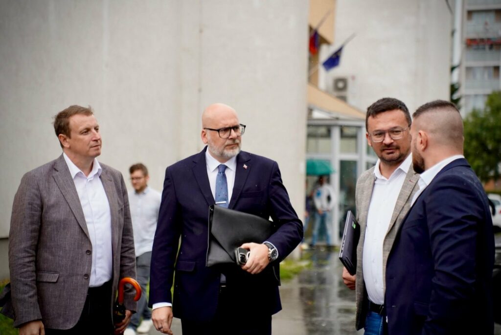 Modernizácia na okresných úradoch a klientskych centrách
