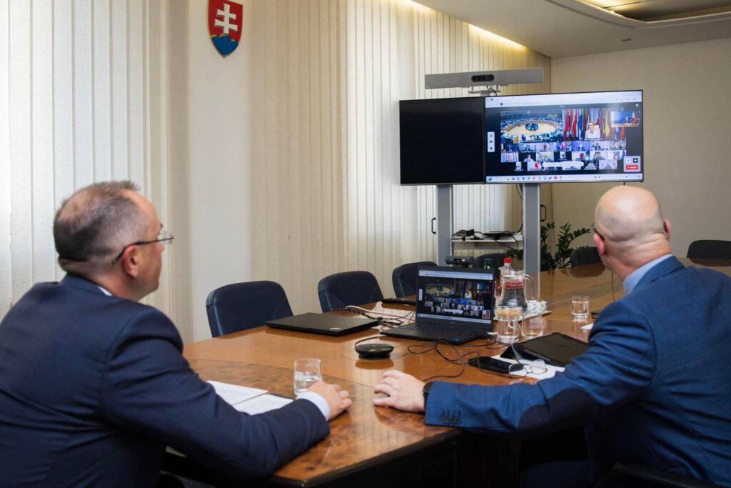 Mimoriadne zasadnutie Rady EÚ pre zahraničné veci: Slovensko potvrdzuje mierové stanovisko