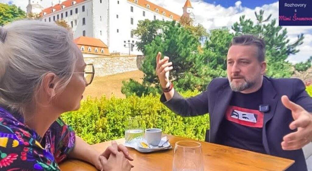 Ľuboš Blaha: Progresívni mravčekovia salutujú pri pokynoch zo zahraničia