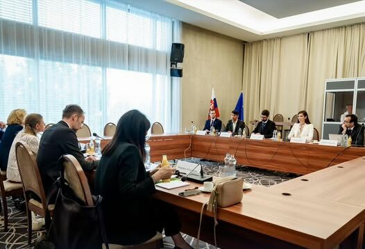 Návrh novely Ústavy SR posilňuje ochranu tradičných hodnôt a národnej identity