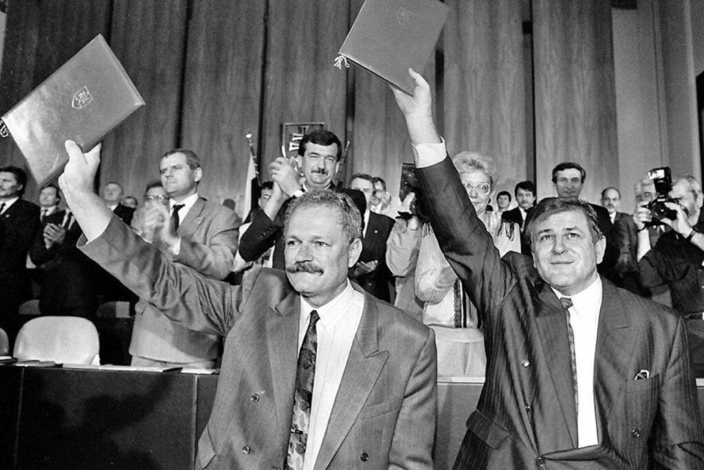 Slovensko prijatím Ústavy SR pevne ukotvilo samostatnú štátnosť založenú na historickom dedičstve sv. Cyrila a Metoda