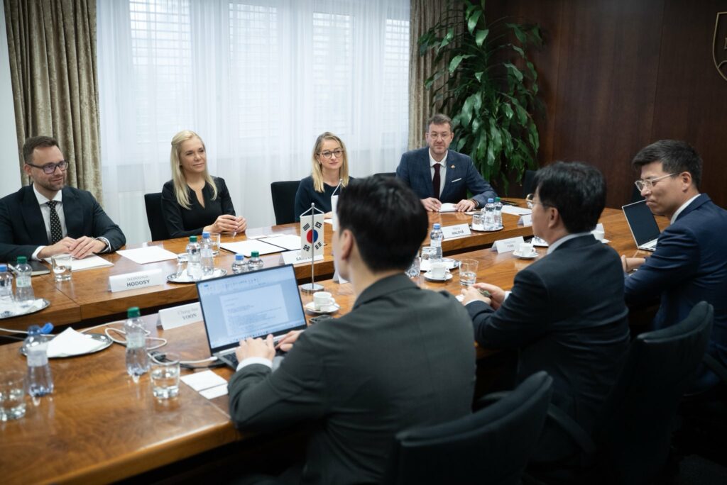 Pri jadrovej výstavbe sa budeme inšpirovať odborníkmi z Hyundai Engineering & Construction