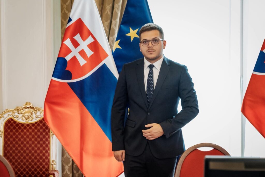 Igor Melicher: Z našich skladov neposielame na Ukrajinu ani náboj alebo zbraň