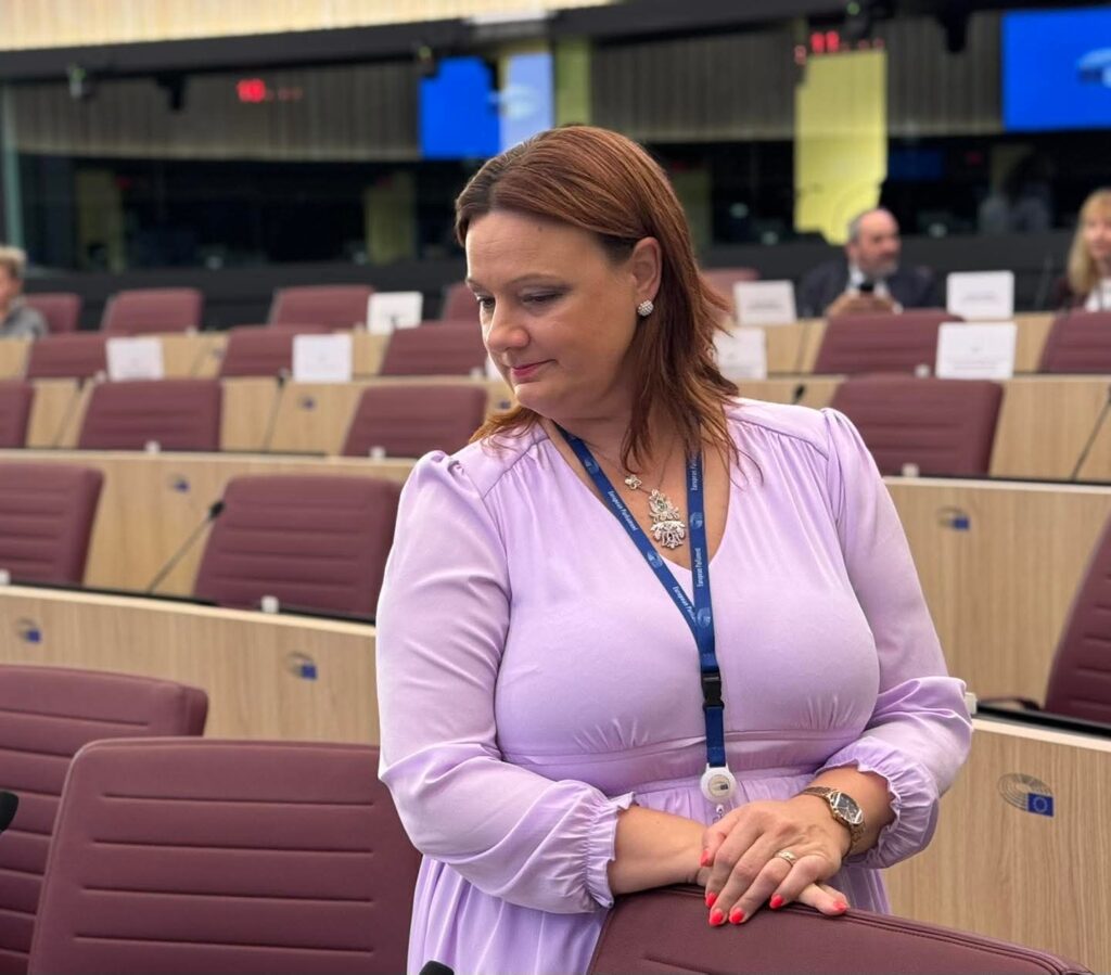 Katarína Roth Neveďalová: PSko škodí Slovensku. Pozrite si „prestrelku“ z europarlamentu