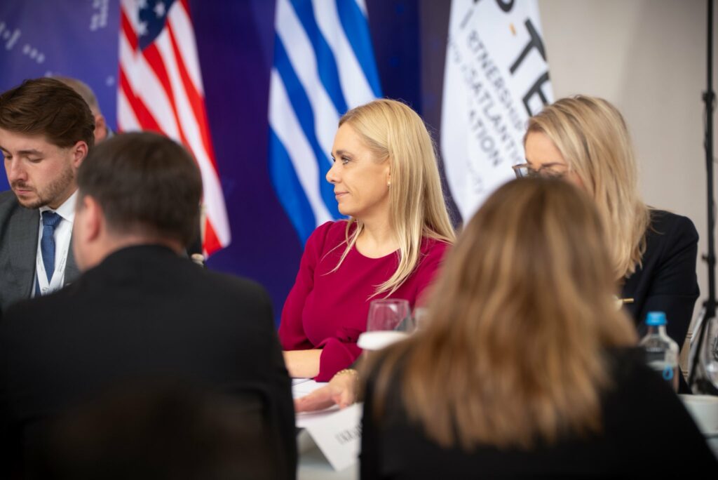 Cenová dostupnosť energií: V Aténach sa rokuje o strednej a juhovýchodnej Európe