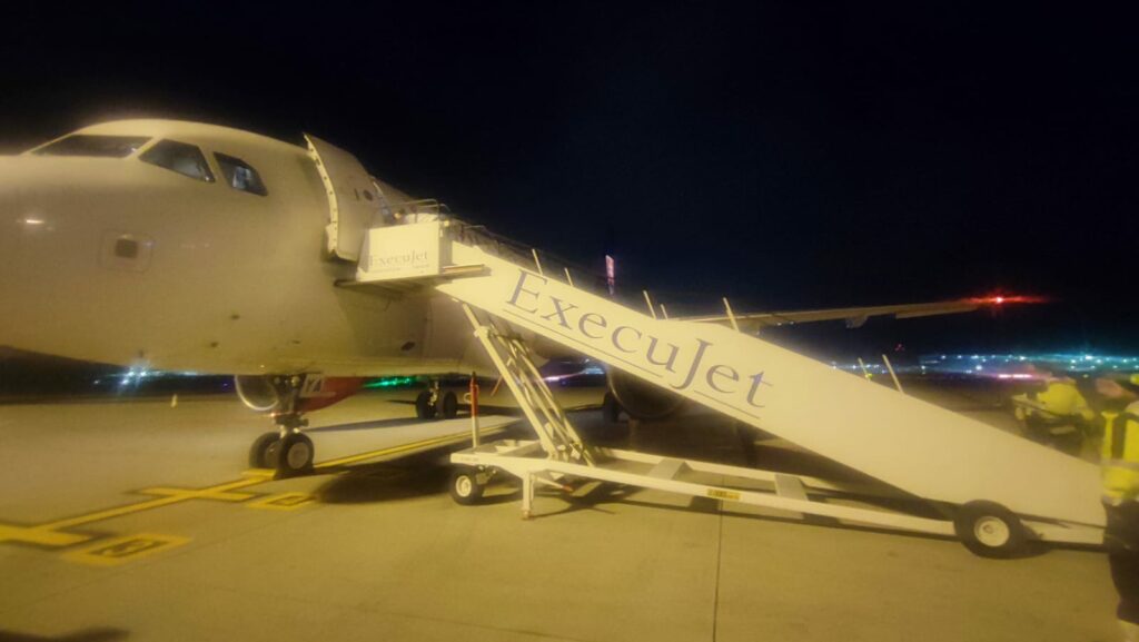 Ako to naozaj bolo s poškodením vládneho lietadla v Bruseli?