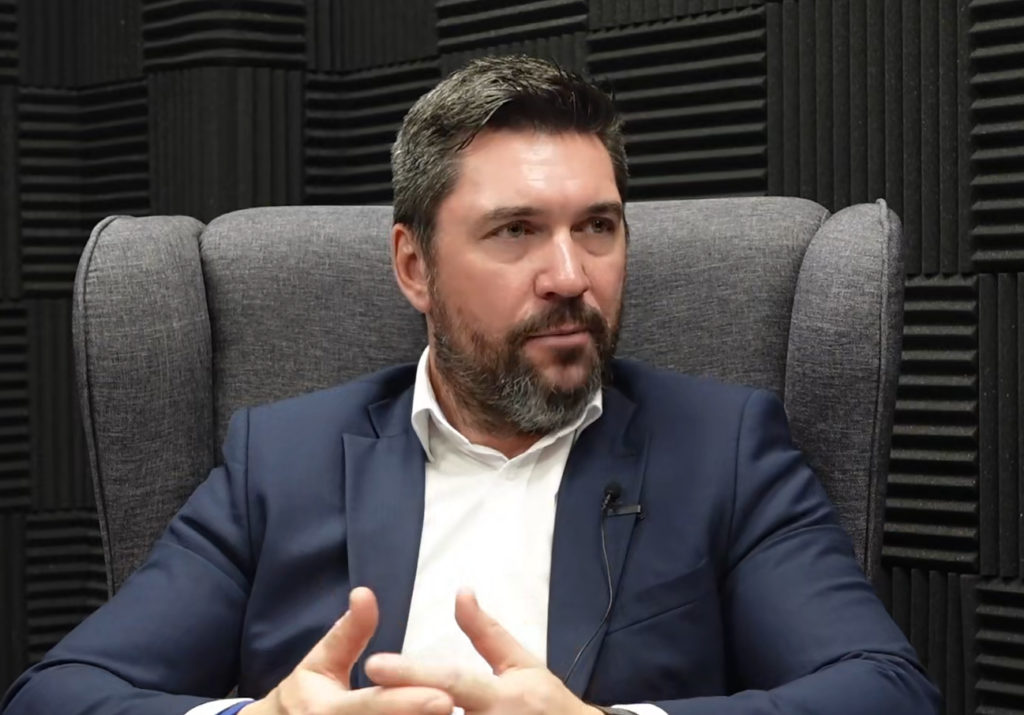 EÚ chce dať viac peňazí do zbrojenia na úkor pôdohospodárstva, varuje Takáč